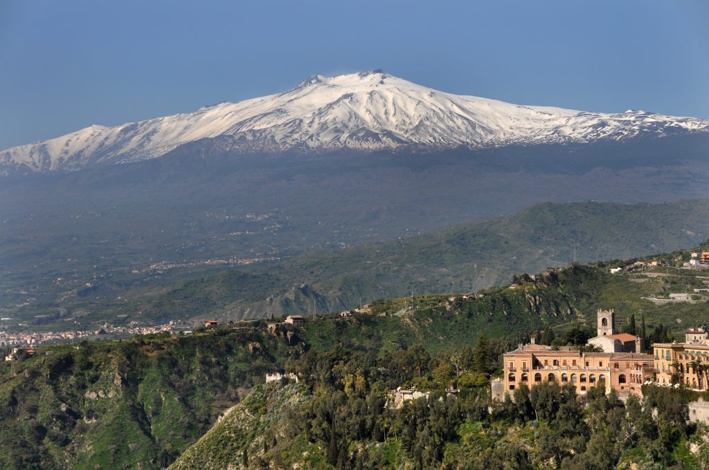 Sicht auf den Ätna in Sizilien, Italien.