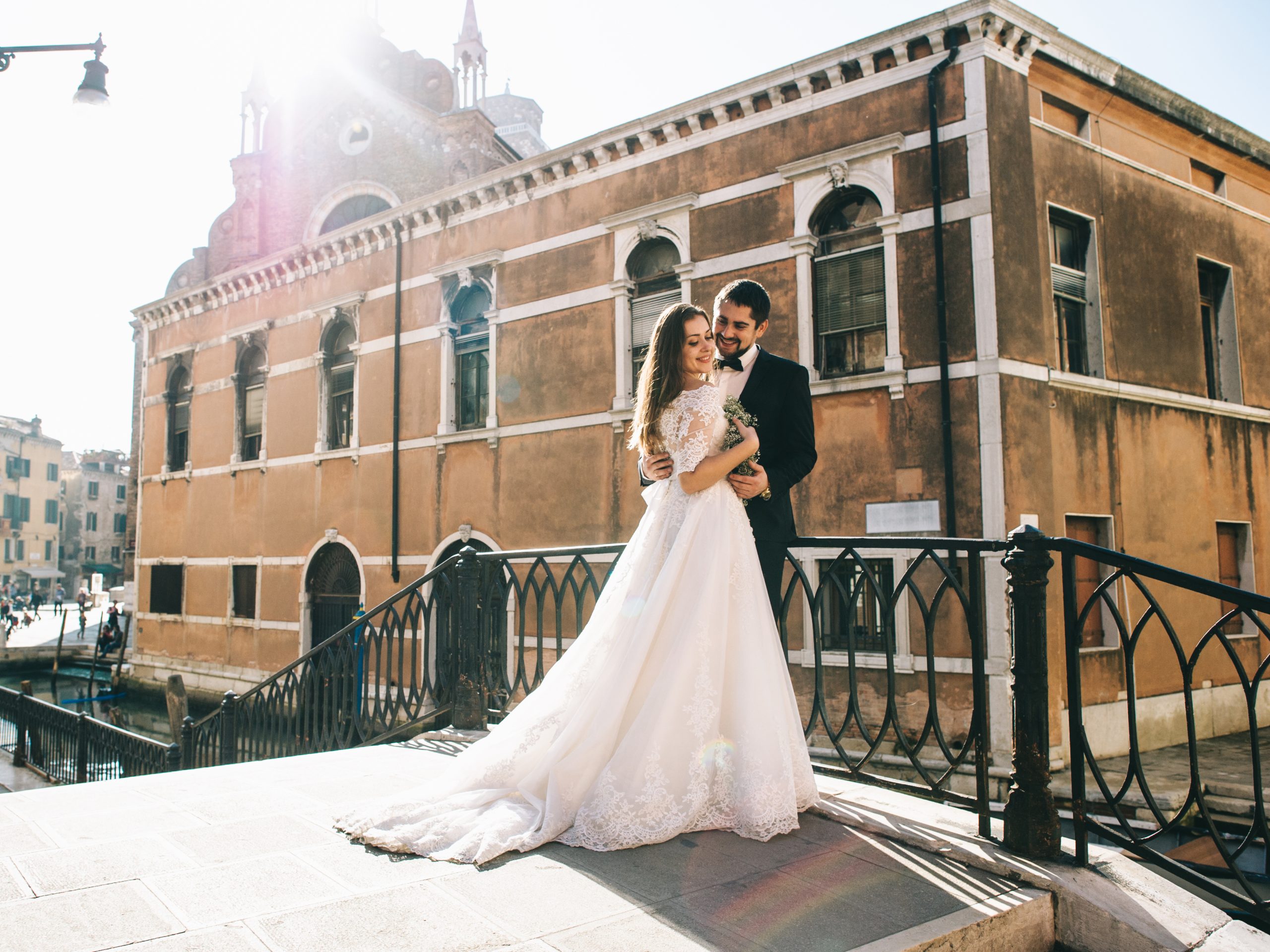 Bride and Groom in wedding day in Venice.