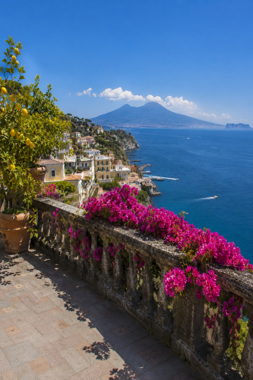 The Gulf of Naples seen from a terrace above Sorrento, the Amalfi Coast base for Italiaplus group tours.